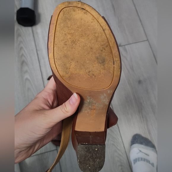 Nine West Strappy Heels - Picture 5 of 6